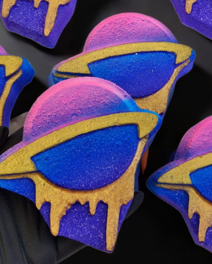 Fizz Bomb Cosmetics - Planet Drip Bath Bomb