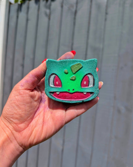 Fizz Bomb Cosmetics - The Grass One Bath Bomb