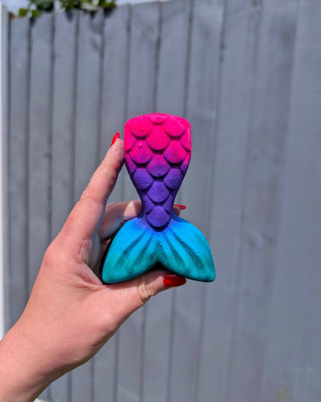 Fizz Bomb Cosmetics - Mermaid Tail Bath Bomb